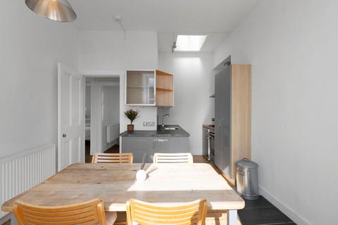 undefined, Flat 5, 12, Lady Lawson Street, Edinburgh, EH3 9DS