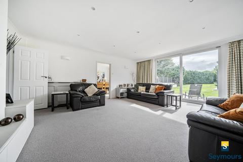 4 bedroom detached house for sale, London Road, Surrey GU4