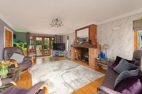 5 bedroom detached house for sale, Boundary Chase, Chestfield, Whitstable