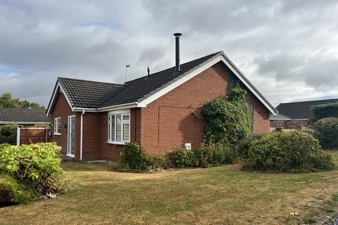 3 bedroom detached bungalow for sale, Field Park, Connah's Quay