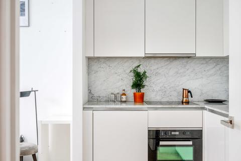 1 bedroom flat for sale, Bedford Street, Covent Garden WC2
