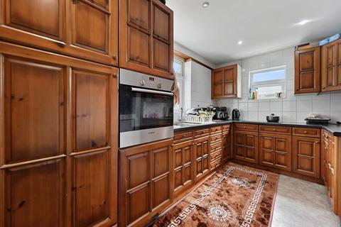 5 bedroom semi-detached house for sale, Eastcote Lane, Harrow
