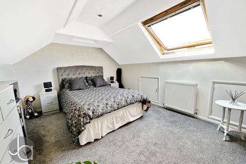 4 bedroom semi-detached house for sale, Shelley Road, Lexden, Colchester