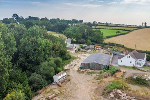 5 bedroom property with land for sale