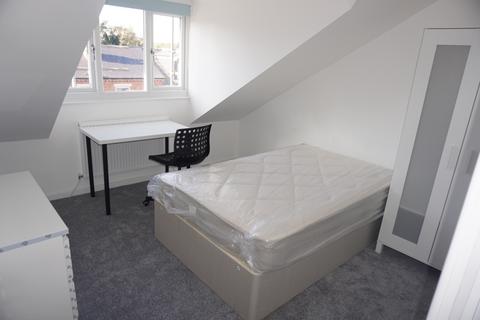 1 bedroom in a house share to rent, Teignmouth Road, Birmingham B29