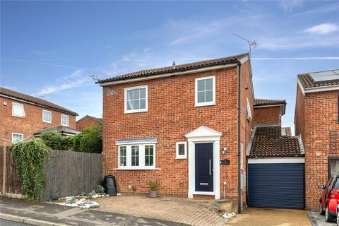 4 bedroom link detached house for sale, Layham Drive, Bedfordshire LU2