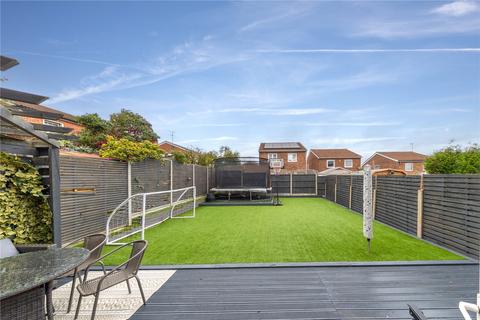 4 bedroom link detached house for sale, Layham Drive, Bedfordshire LU2