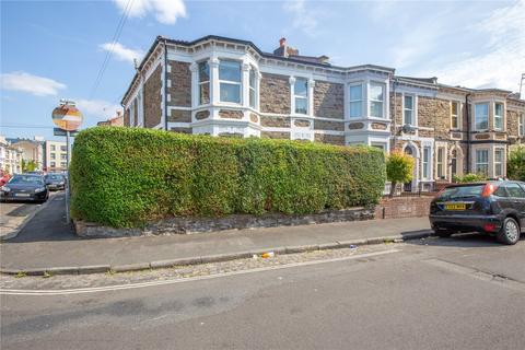 4 bedroom end of terrace house for sale