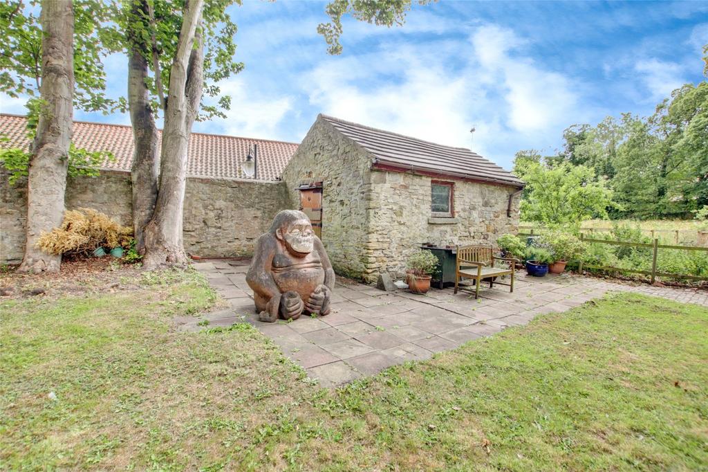 Outbuilding