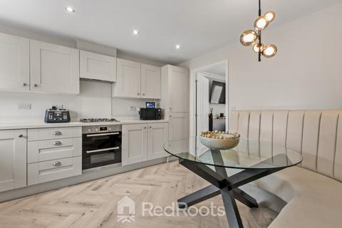 15 Miners Drive, Woodlands, Doncaster, DN6 7FL