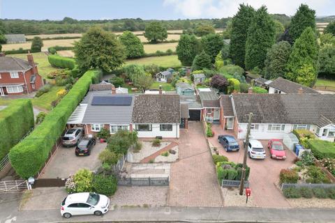 2 bedroom semi-detached bungalow for sale, Woodhouses Road, Burntwood WS7