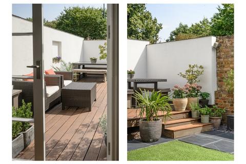 undefined, Hampton Court Road, East Molesey, KT8