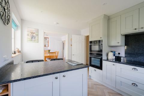 3 bedroom detached bungalow for sale, Beech Drive, Down St. Mary, EX17