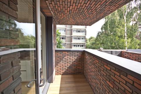 2 bedroom apartment to rent, 121 Upper Richmond Road, Putney, SW15