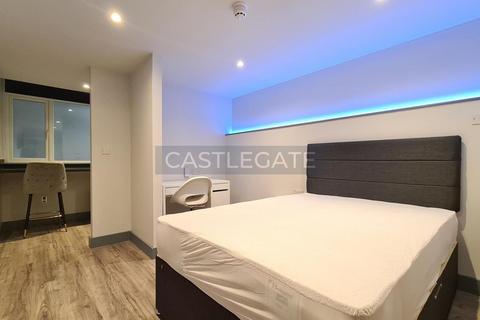 Studio to rent, Renaissance Works, 105 New Street, Huddersfield, HD1 2AS