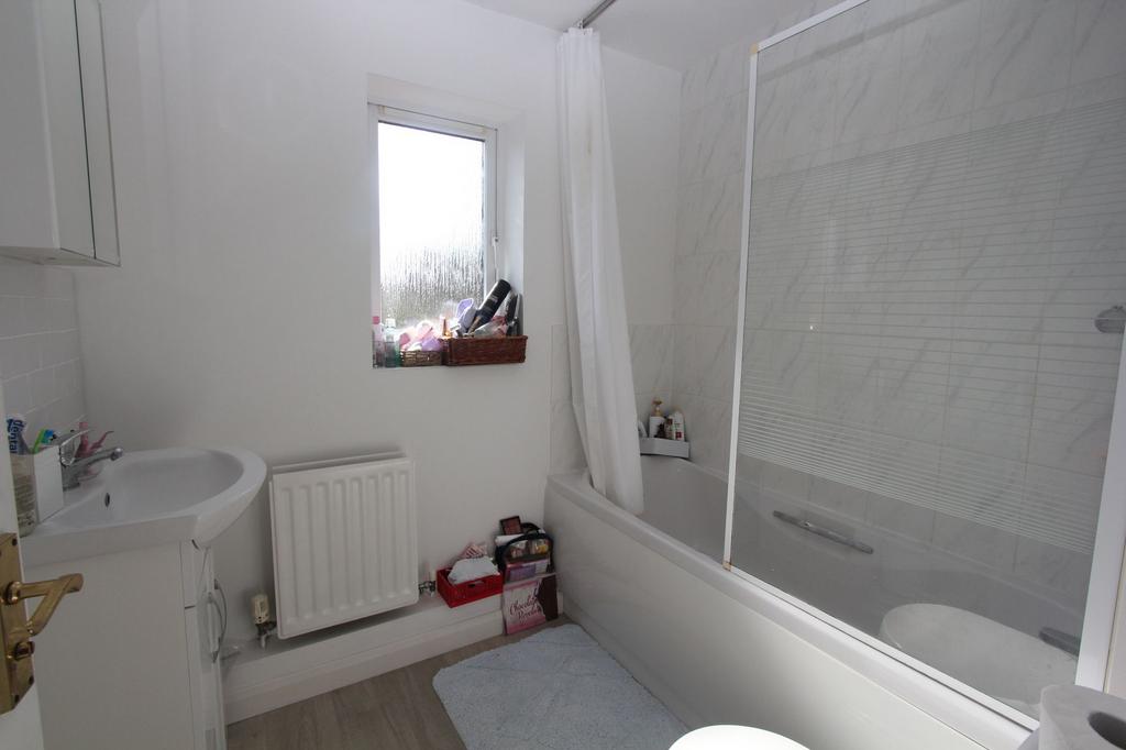 Family Bathroom/WC