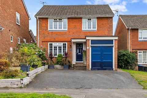 4 bedroom detached house for sale, Kiln Lane, Haywards Heath RH16