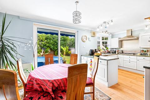 4 bedroom detached house for sale, Kiln Lane, Haywards Heath RH16