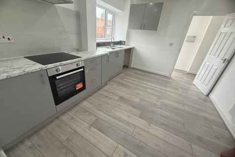 2 bedroom flat to rent, Horton Square, Birmingham B12