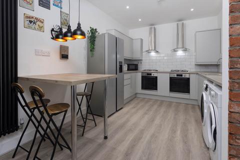 6 bedroom house share to rent, Edge Lane, Kensington, Liverpool