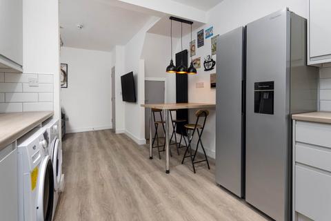 6 bedroom house share to rent, Edge Lane, Kensington, Liverpool