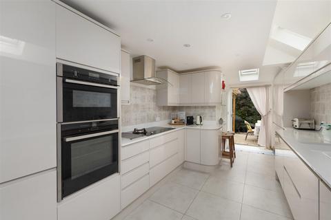 3 bedroom terraced house for sale, Albert Street, Whitstable