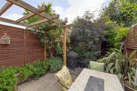 3 bedroom terraced house for sale, Albert Street, Whitstable