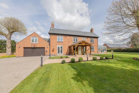5 bedroom detached house for sale, Leicester LE2