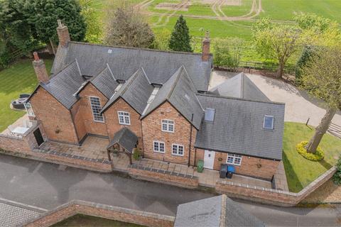 5 bedroom detached house for sale, Leicester LE2