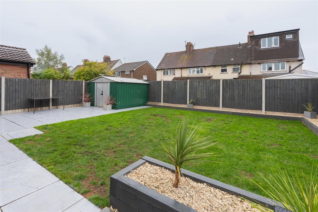 15 Turnberry Close-28.jpg