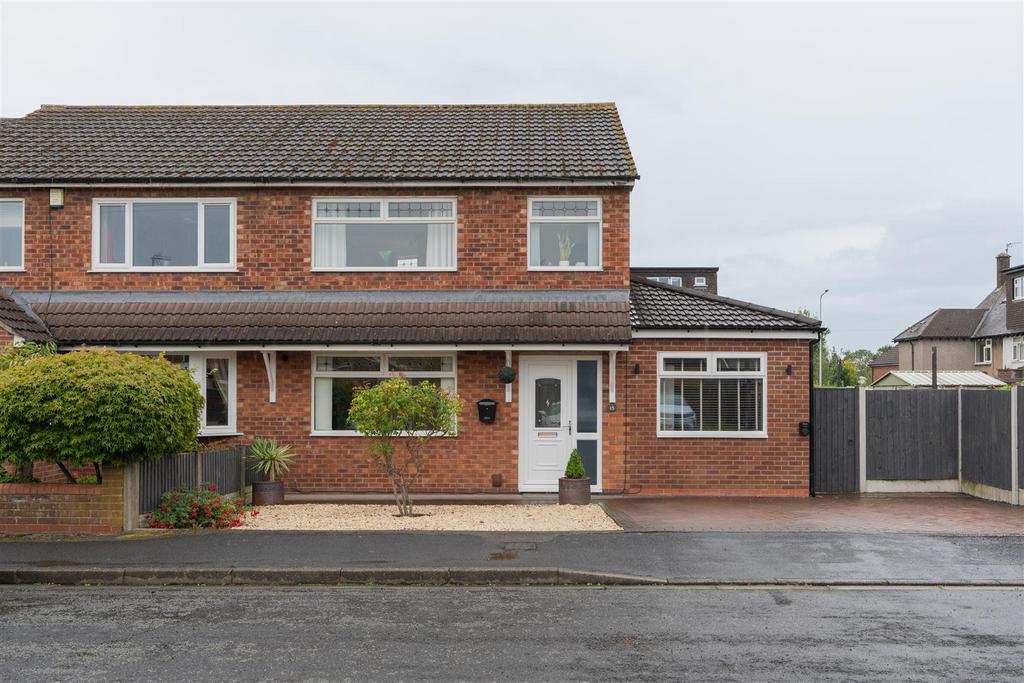 15 Turnberry Close-37.jpg