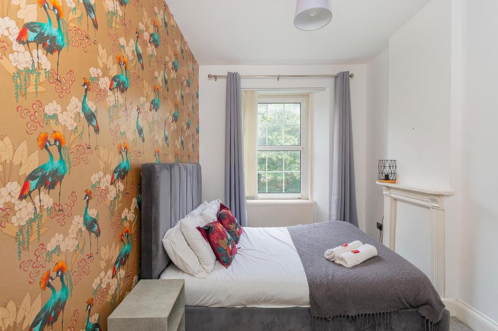 F5 F6 FCM - Bedroom C.jpg