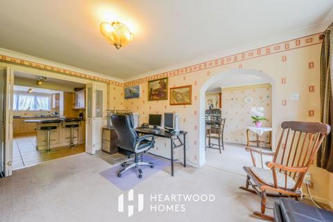 undefined, Langley Grove, Sandridge, St. Albans, AL4 9DY