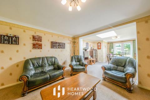 3 bedroom semi-detached house for sale, Langley Grove, Sandridge, St. Albans, AL4 9DY