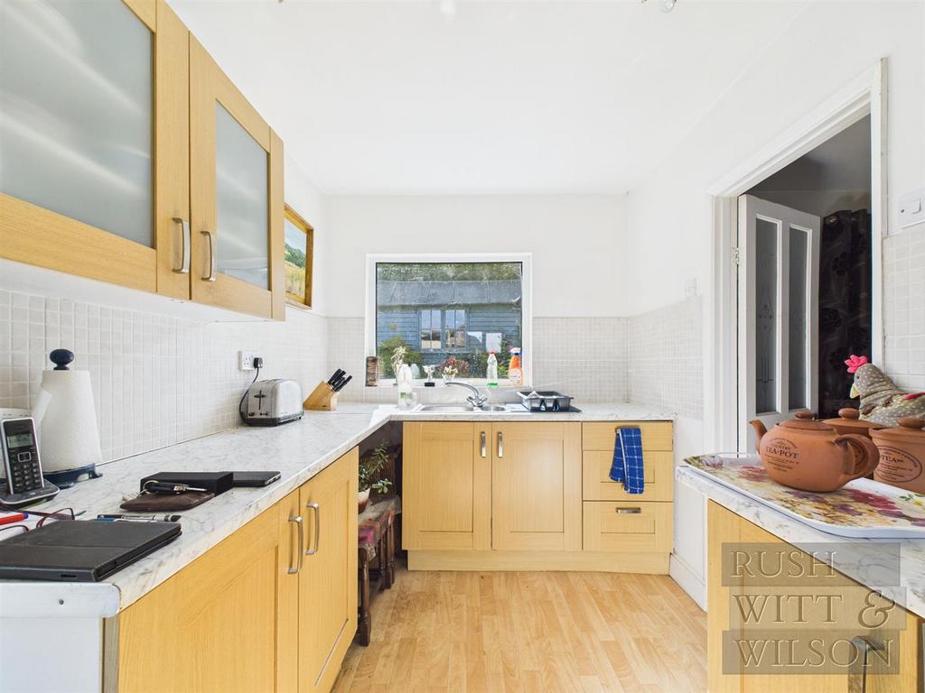 CAM03417 G0-PR0814-STILL016.jpg