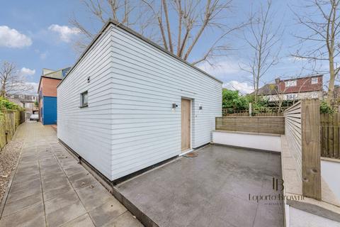 undefined, Brompton Mews, N12
