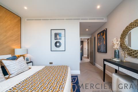 1 bedroom flat for sale, Chalk Farm Road, London NW1