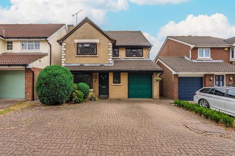 4 bedroom detached house for sale, Inkerpole Place, Chelmsford