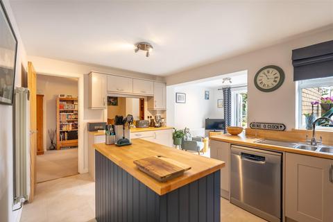 4 bedroom detached house for sale, Inkerpole Place, Chelmsford