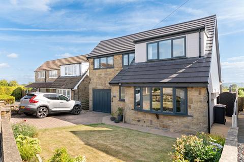 4 bedroom detached house for sale, Summer Lane, Emley, HD8