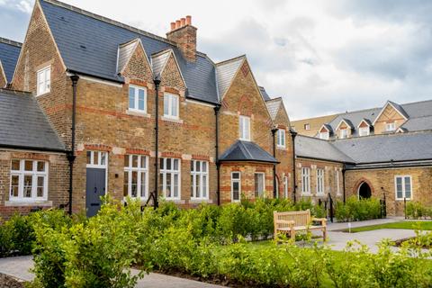 undefined, Trento Mews, London EN4