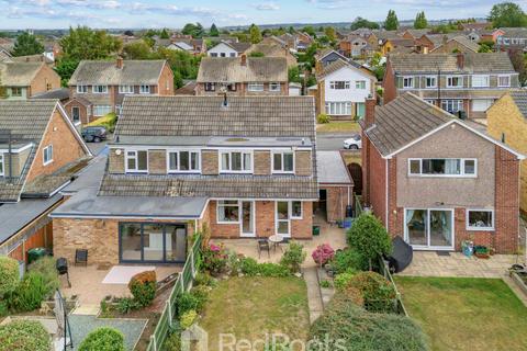 49 Ambleside Crescent, Sprotbrough, Doncaster, DN5 7PR