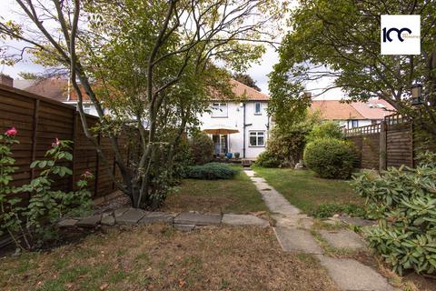 undefined, Green Lane, Dagenham