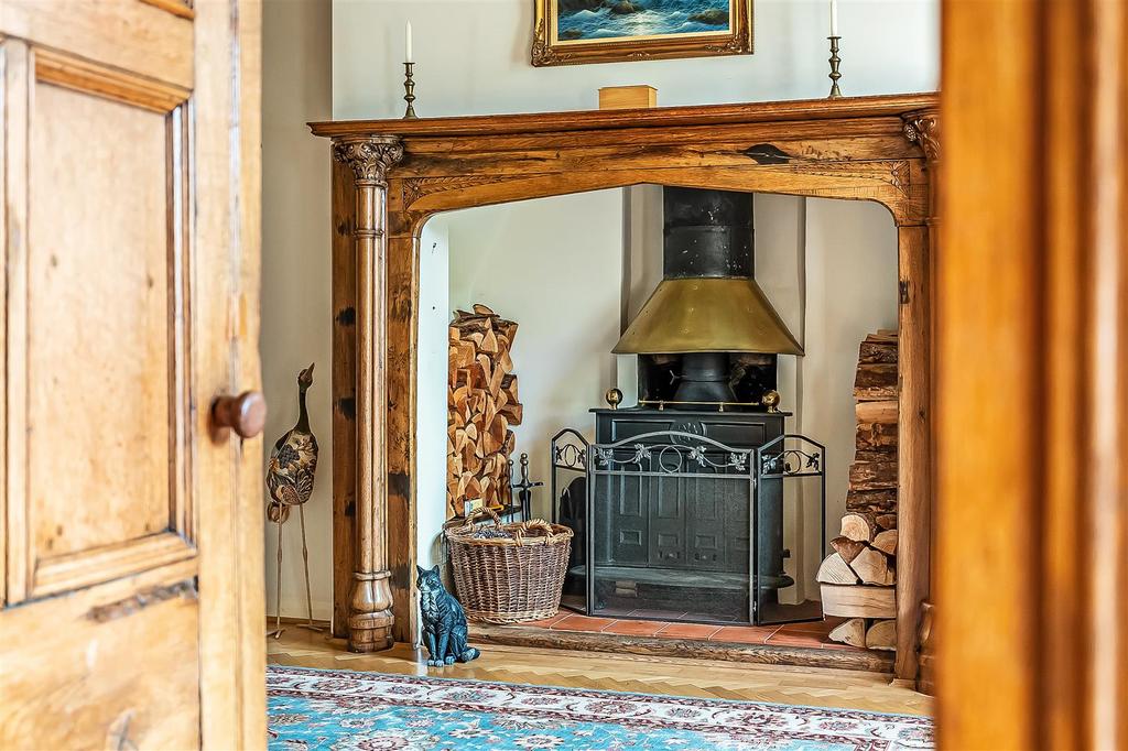 Fireplace.jpg