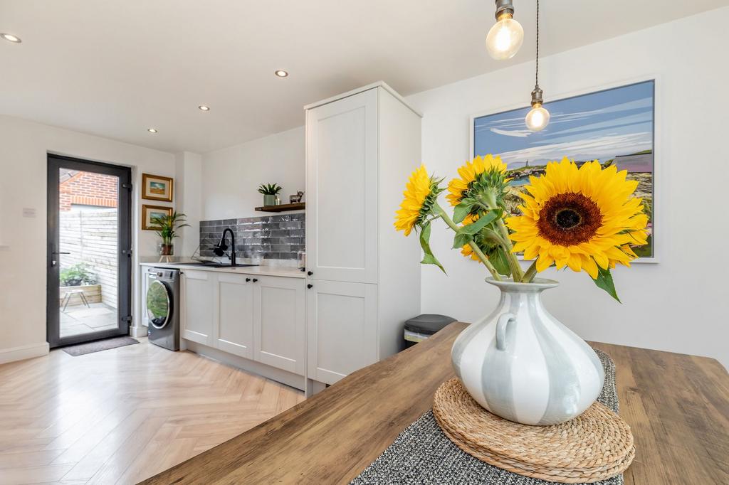 Kitchen/ dining room