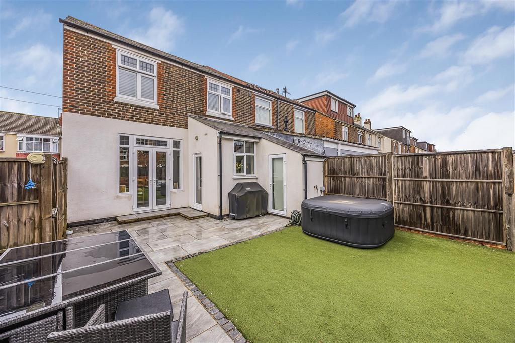 97 Torrington Road, Portsmouth-Portico Marketing-So