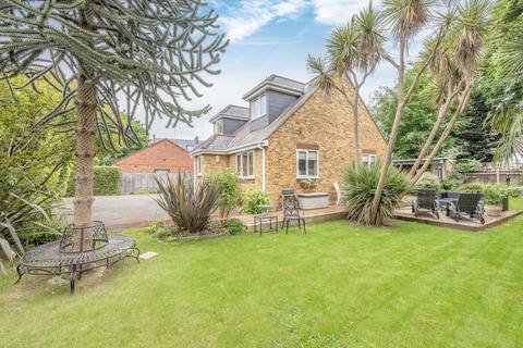 undefined, Colham Mill Road, West Drayton UB7