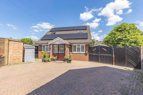 27a Beech Close, West Drayton, UB7 9LQ