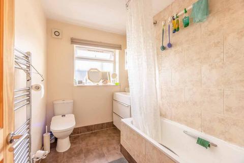 27a Beech Close, West Drayton, UB7 9LQ