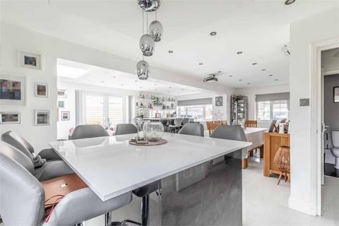 1a Frays Close, West Drayton, UB7 7NH